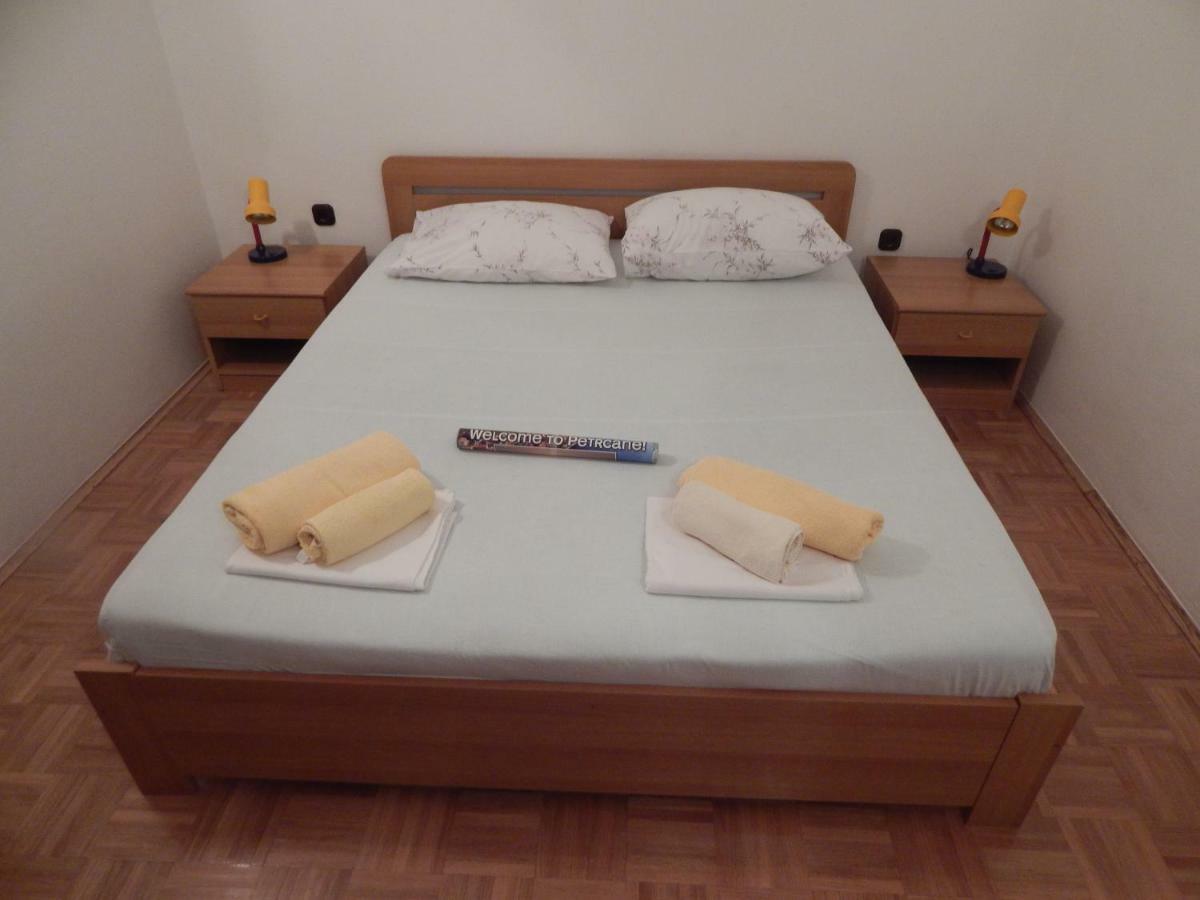 Apartman Duje Petrčane Kültér fotó