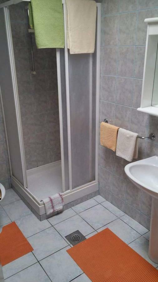 Apartman Duje Petrčane Kültér fotó