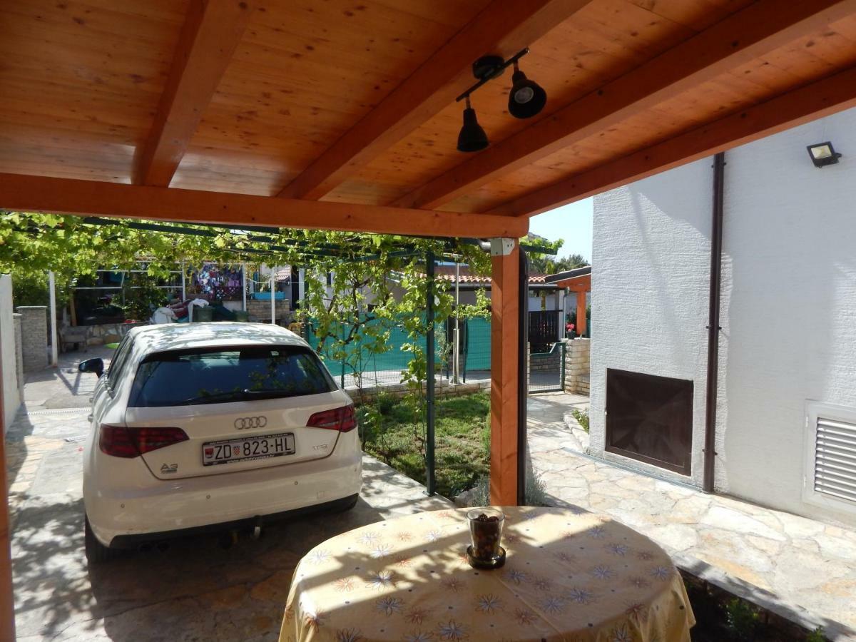 Apartman Duje Petrčane Kültér fotó